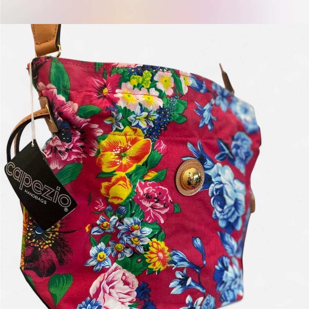 Vintage canvas Capezio Floral Shoulder Bag - Red and Blue